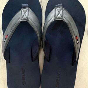 Tommy Hilfiger Seven7 Men's Navy Blue Flip Flops Padded Strap LOGO
